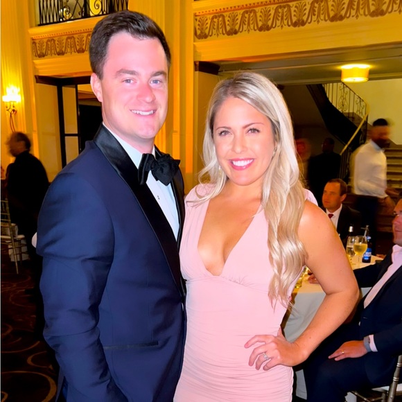 Meet your Posher!! - Picture 2 of 2